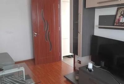 Apartament cu 2 camere decomandat în Drumul Taberei
