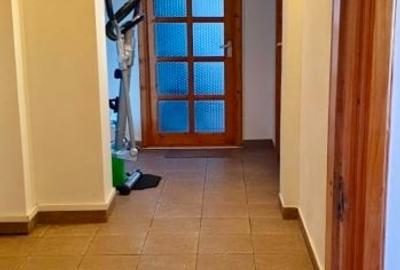 Apartament cu camere decomandat - 2
