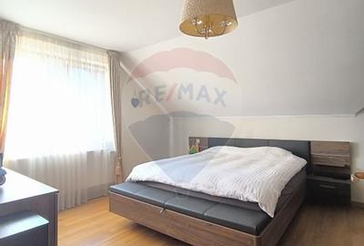 Casă cu 6 camere cu Garaj în Bună Ziua - 30