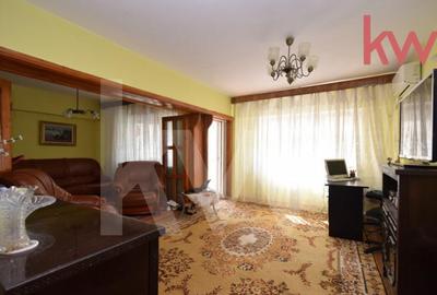 Apartament 4 camere Sarari decomandat, - schimb cu 2 camere - 12