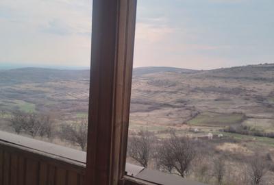 Casă cu 4 camere în Năeni - 3