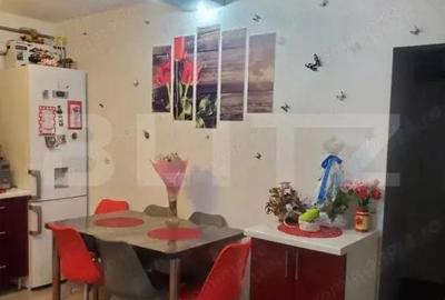 Apartament cu 3 camere decomandat în Central - 20