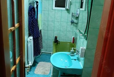 Inchiriez camera de apartament.in str.Tudor Vladimirescu - 5