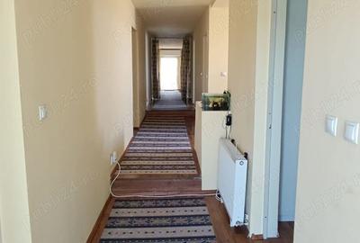 Casă cu 6 camere cu Teren 2000 Mp în Săcălaz - 4