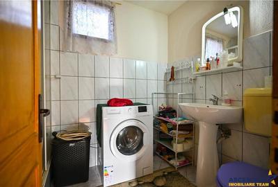 FILM! Casa saseasca, renovata exterior, in centrul localitatii Holbav, Brasov. - 6