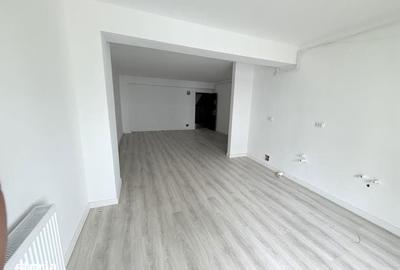 Apartament cu 3 camere semidecomandat în Dâmbul Rotund - 5