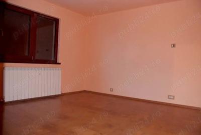 ONE?TI - inchiriez, pe termen lung, apartament cu 3 camere - 4
