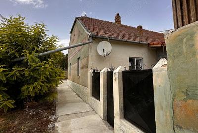 Casă cu 3 camere în Central - 2