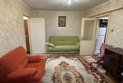 Apartament cu 3 camere semidecomandat, mobilat în Central - 2