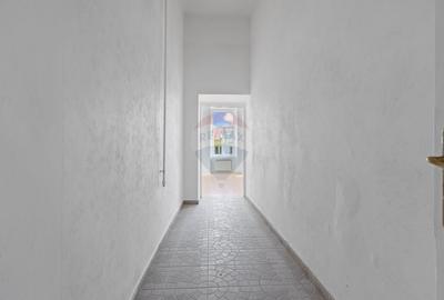 Apartament cu 3 camere semidecomandat în Central - 10