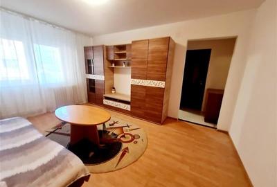 Decomandat cu 2 bai, structura aerisita, Centrul Civic, Brasov - 3