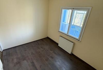 Apartament cu 4 camere în Central