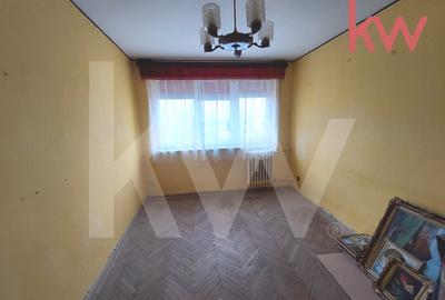 Apartament cu 3 camere decomandat în Sărari - 5