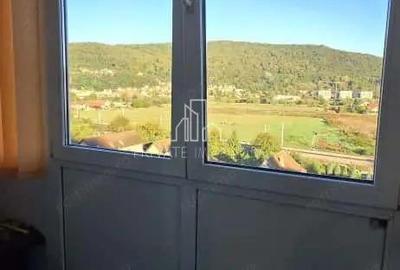 Apartament cu 3 camere, zona Mihai Viteazu, Sighisoara - 11