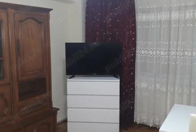 Inchiriez apartament 3 camere - 6