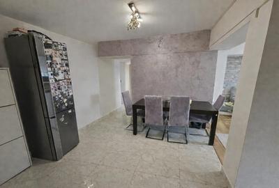 Apartament cu 3 camere decomandat în Unirii - 9