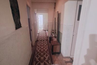 Apartament cu 3 camere decomandat în Central - 2