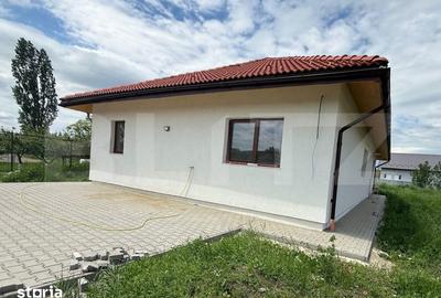 Casă cu 4 camere cu Teren 750 Mp în Jucu - 3