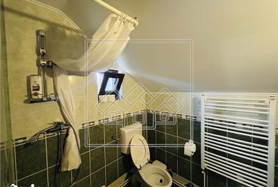 Casă cu 5 camere cu Teren 3400 Mp în Porumbacu de Jos - 3