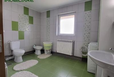 Casă cu 4 camere în Tătărași - 7