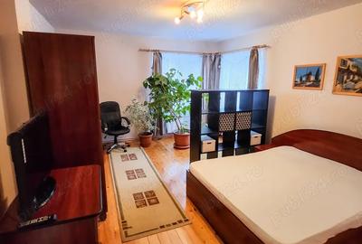 Vand Schimb Casa zona centrala, 2 apartamente separate, garaj, curte - 6