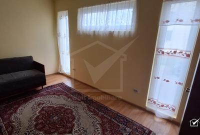 Apartament cu 2 camere semidecomandat, mobilat în Florești - 3