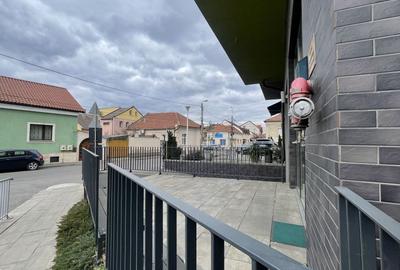 Spațiu comercial, de 50 mp, în Central - 4