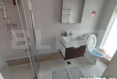 Casă cu 6 camere cu Teren 5000 Mp în Rădăuți - 2