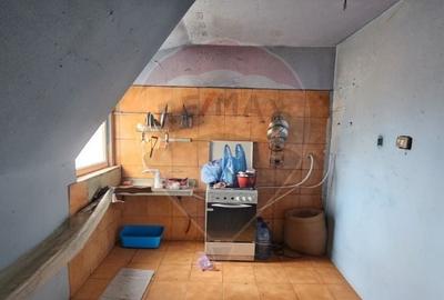 Casă individuală cu 5 camere cu Teren 1882 Mp în Central - 13