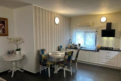 Unirii,Decebal,Apartament 4 camere, sup.130 mp, cu curte de 60 mp. - 4