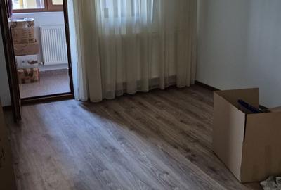 Apartament cu 2 camere decomandat în Bragadiru