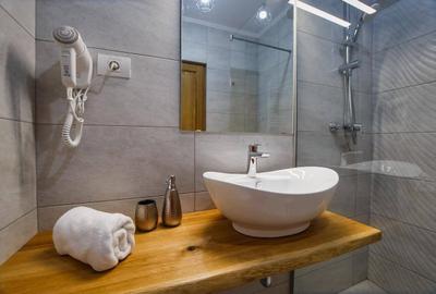 Apartament cu 2 camere semidecomandat în Central - 6