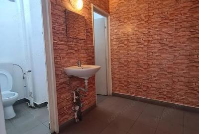 Spațiu comercial, de 80 mp, în Văcăresti - 2