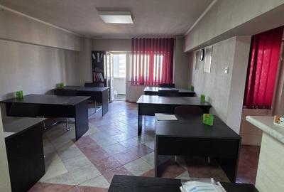 Apartament cu 3 camere decomandat în Basarab - 6