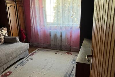 Apartament cu 4 camere decomandat în Central - 2