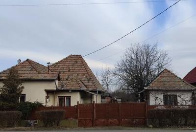 Casă cu 2 camere în Sângeorgiu de Mureș - 1