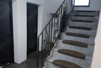 Casă cu 4 camere cu Teren 2064 Mp în Cenad - 2
