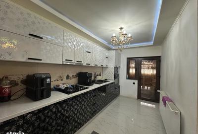 Casă cu 4 camere cu Teren 354 Mp în Târgșoru Vechi - 8