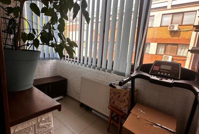 Metrou Berceni - Dimitrie Leonida - 3 camere cu 2 balcoane 2 bai - loc parcare - 14