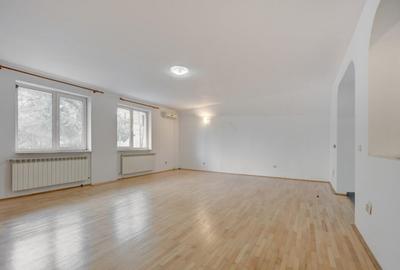 UVERTURII - CETATEA DE BALTA, VILA 436 MP UTILI, LOT 300 MP! - 1