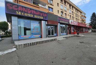Spațiu comercial, de 440 mp, în Central - 4