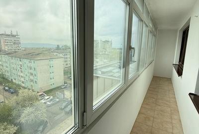 Apartament cu 2 camere decomandat în Cornișa - 15