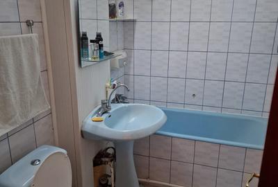 De Inchiriat Apartament 2 camere semidecomandat etaj 1 Zamca -Suceava - 4