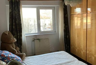 Apartament cu 3 camere decomandat în Luncă - 2