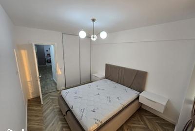 Apartament cu 3 camere decomandat în Mioriței - 2