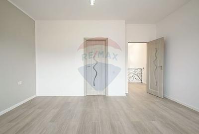 Casă cu 5 camere cu Teren 400 Mp în Bunloc - 19