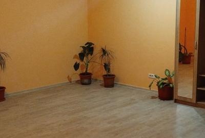 Casă cu 6 camere cu Teren 591 Mp în Central - 1