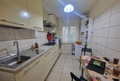 Apartament 2 camere decomandat - zona Centrul Civic - 3