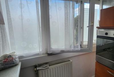 Apartament cu 3 camere decomandat în Central - 3