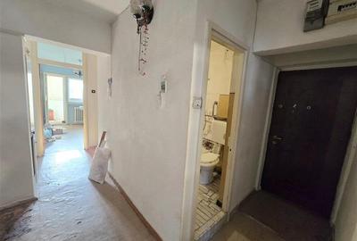 4 CAMERE 2 BAI DECOM ION MIHALACHE TURDA PARC REGINA MARIA ET 6/10 AN 1982 - 10